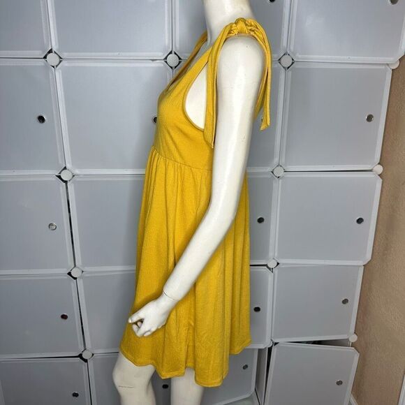 Wild Fable Mustard Shoulder Tie Textured Sleeveless Dress Size Medium - Picture 8 of 9
